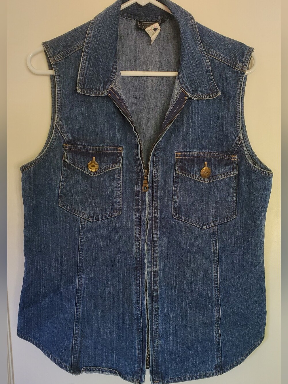 Vintage Zipper-front Denim Vest!